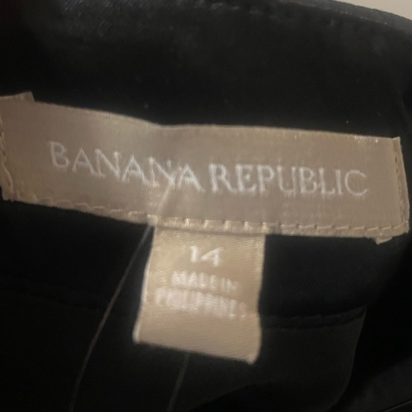 Elegant Black A-Line (Size 14) Fabric Enhanced A-Line Flared Skirt - Picture 5 of 11